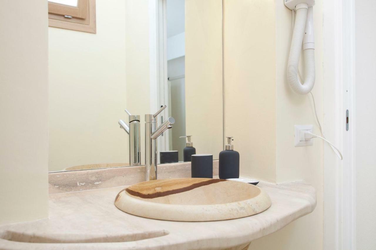Via Dei Mari Guest House オリスターノ エクステリア 写真